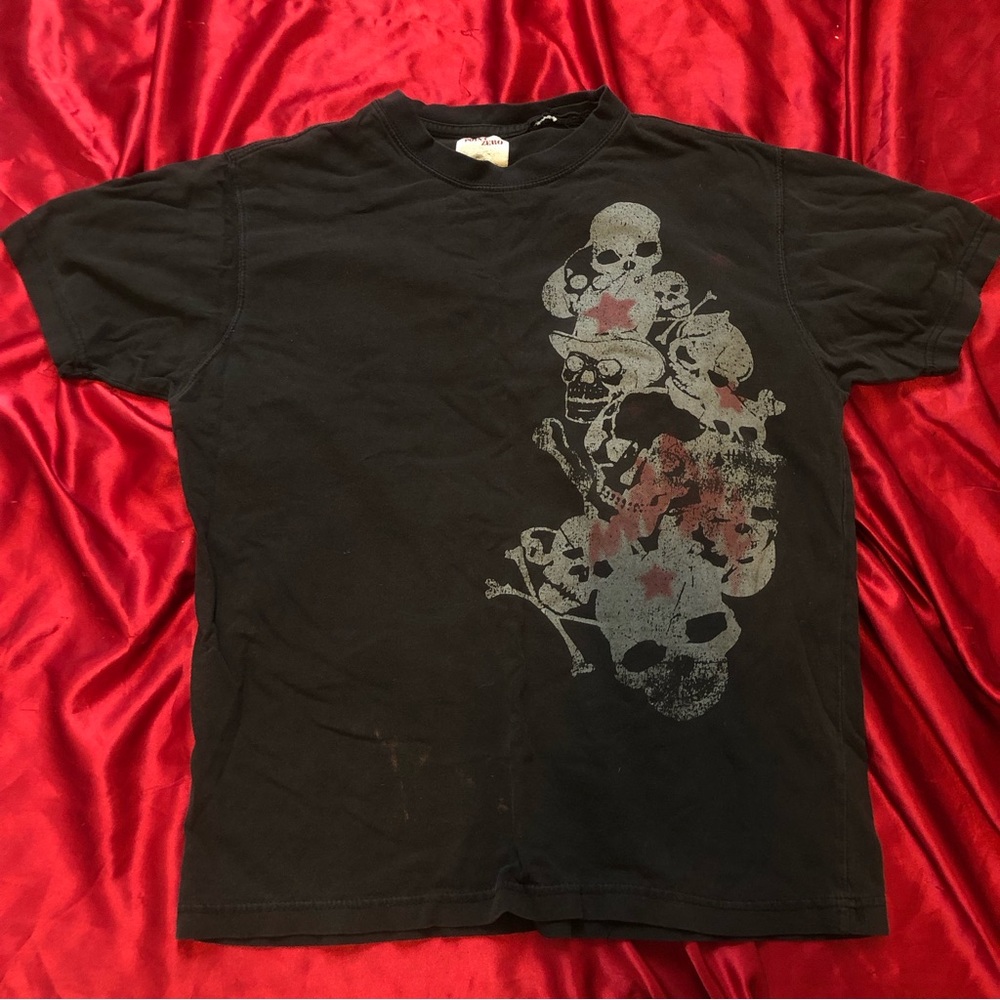 Skull Print Men’s Black Tee